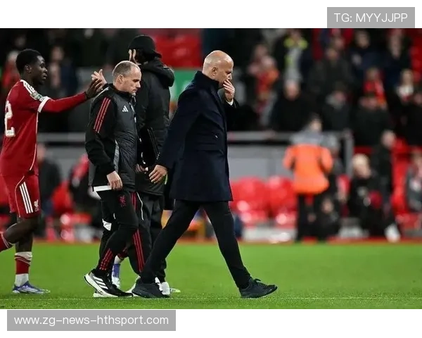 利物浦边路强突制造混乱，迪亚斯抽射稍稍偏出